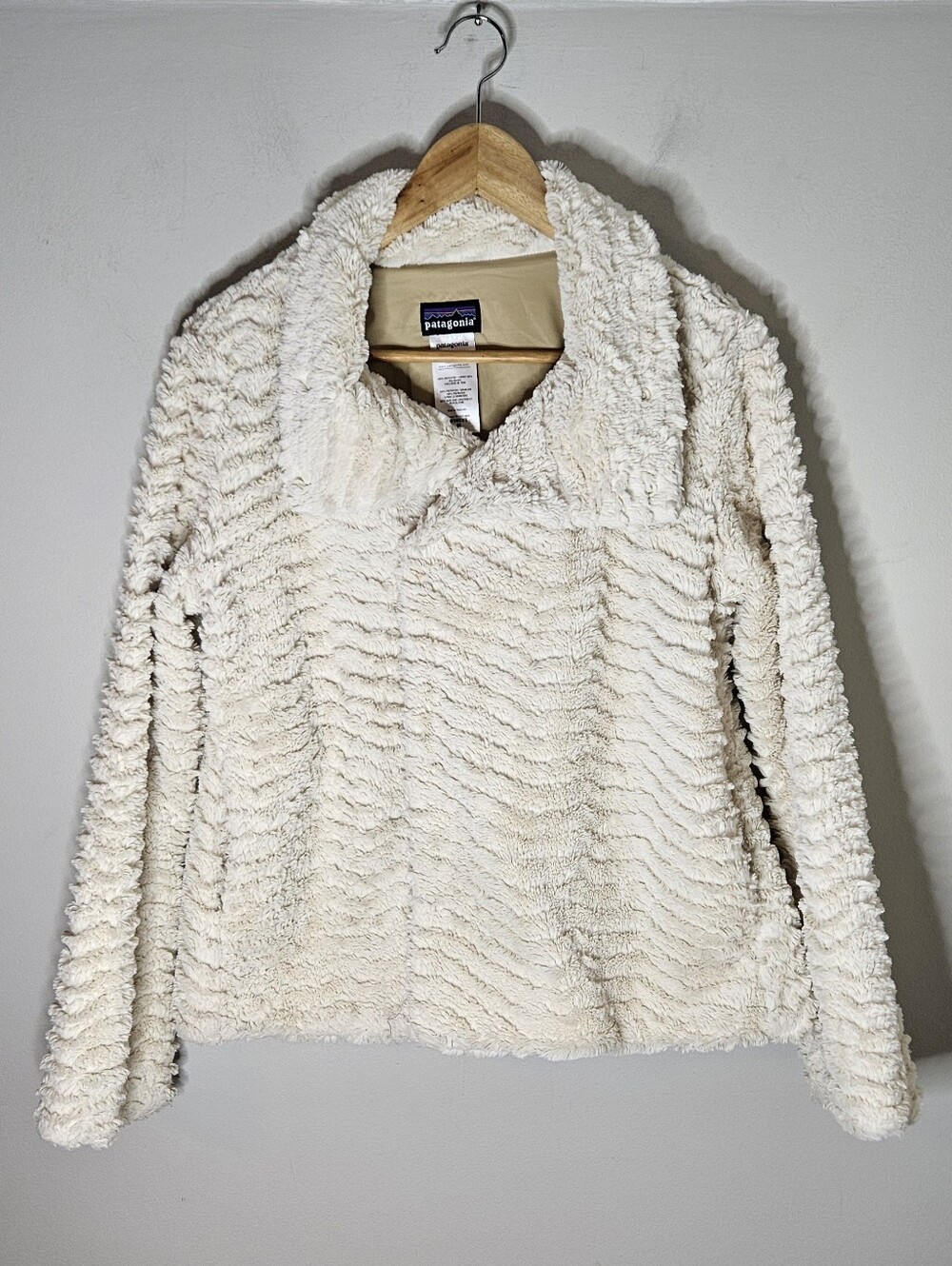Patagonia Women's Pelage Jacket Ivory Fleece Diagonal Zipper Coat Women's M